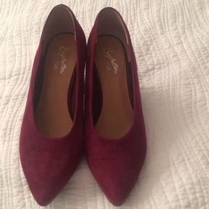 Seychelles burgundy suede pumps